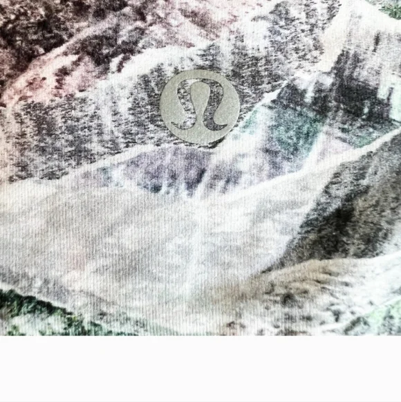 Lululemon Train Times High Rise Size 2. - Picture 4 of 5